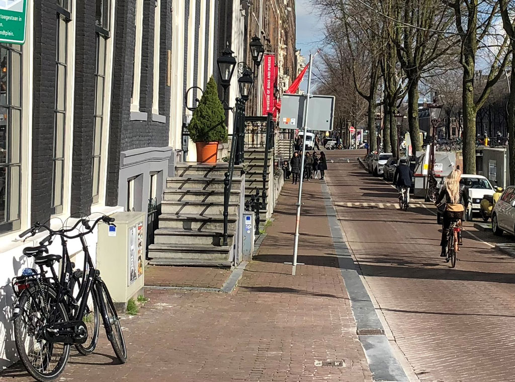 De Admiraal on Herengracht 563.
