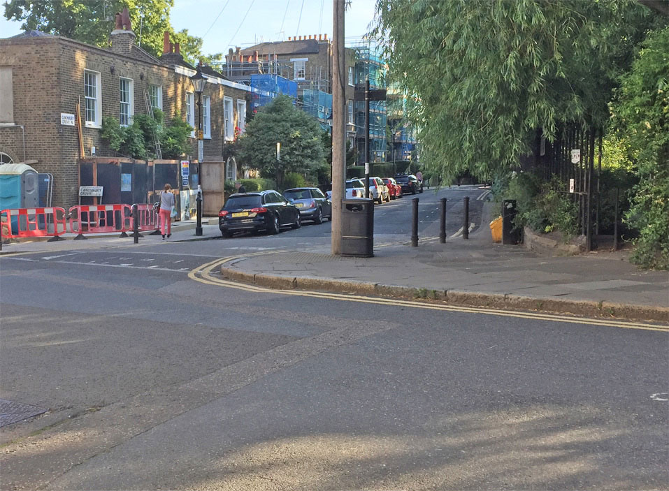 Canonbury Grove, London N1.