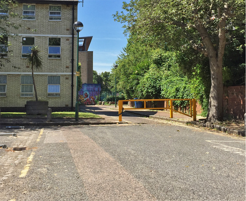 Avondale Square SE1.