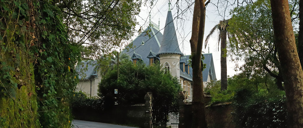Chalet Biester on Estrada da Pena, Sintra near Lisbon