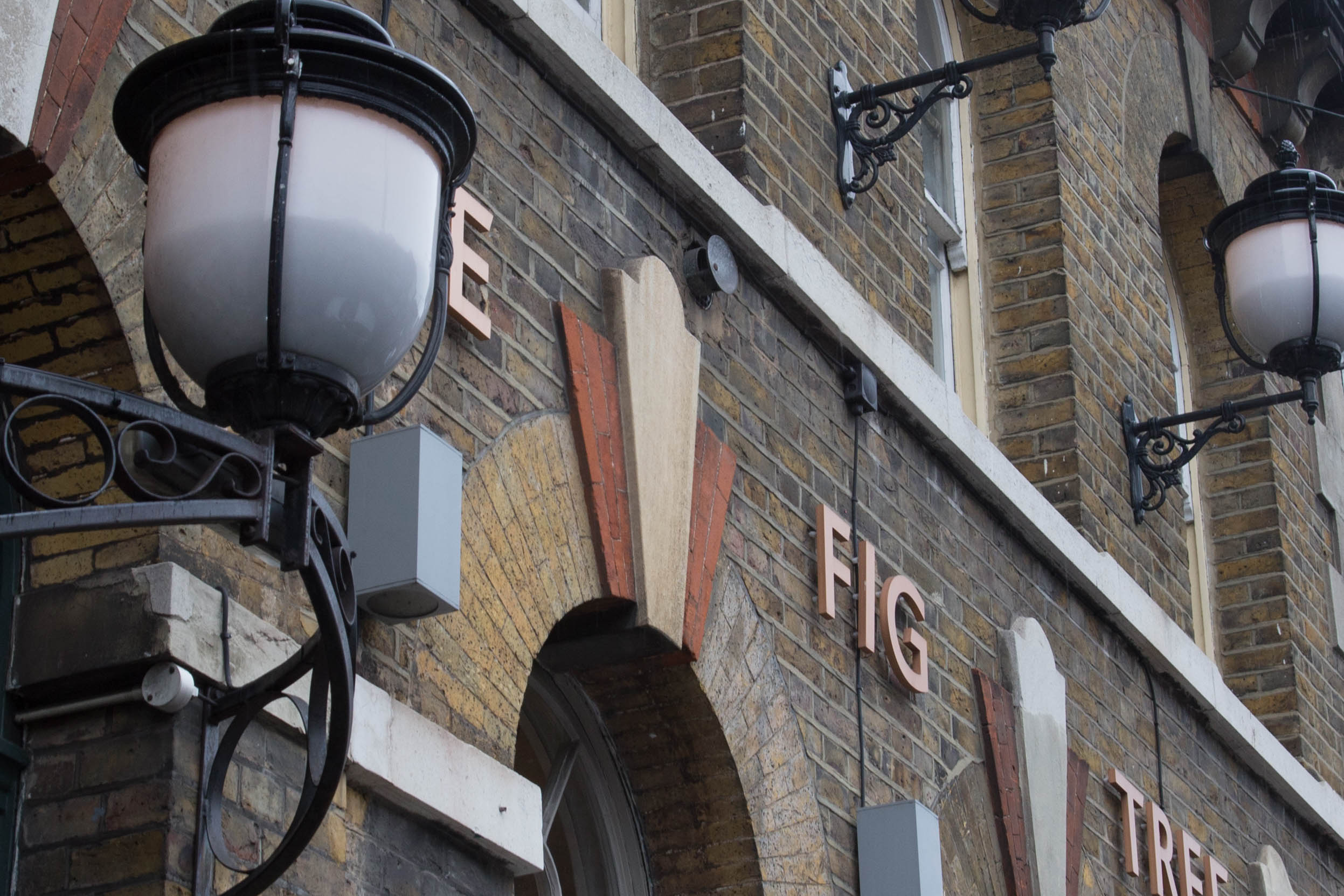 What is now the Fig Tree, Windsor Street, Uxbridge, Middlesex.
