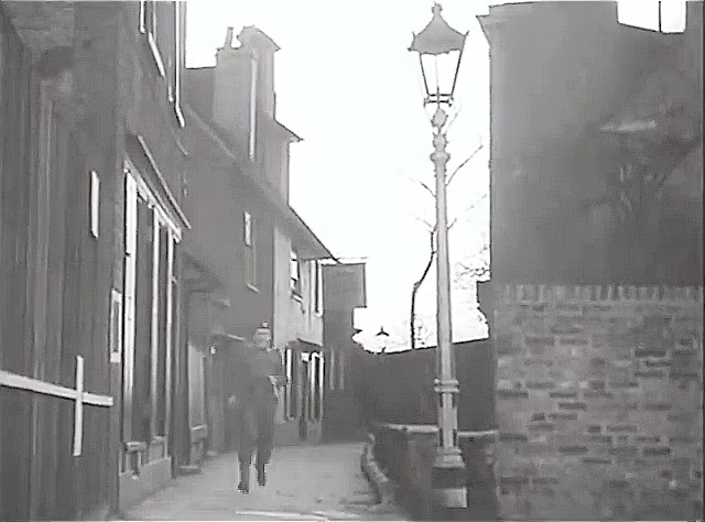 Upper Mall in Hammersmith W6 with The Dove public house in the centre background. Circa 1945