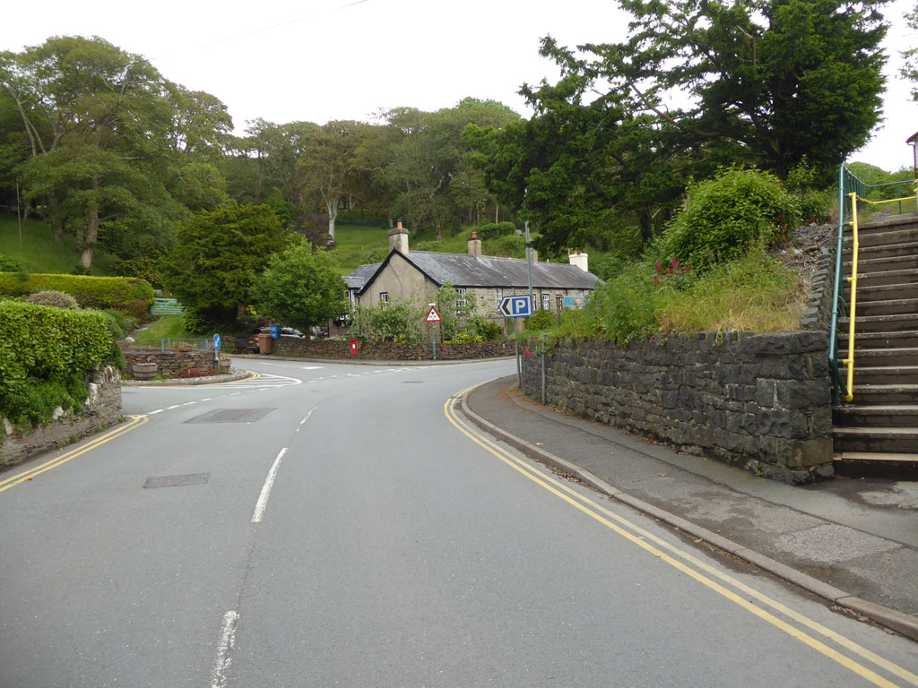 Facing the junction of Terrace Road and Nantiesyn in Penhelig, Aberdovey.