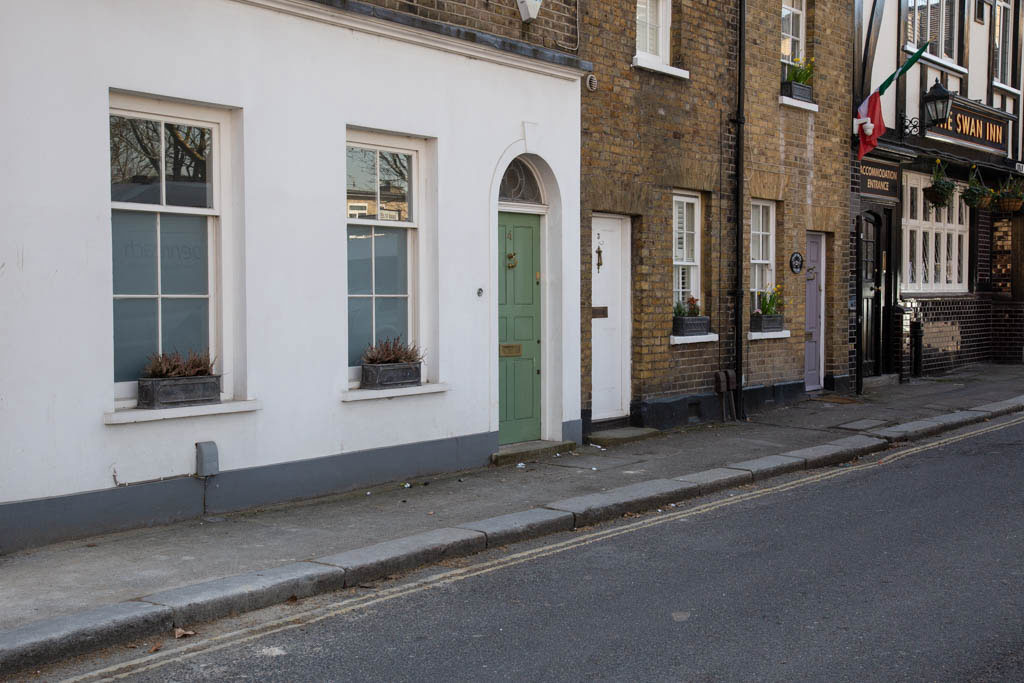 Swan Street, Isleworth