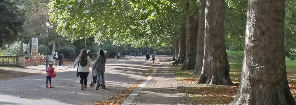 The Parade, Carriage Drive North