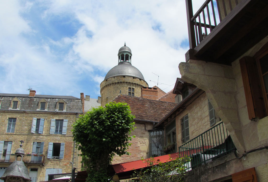 Rue Maxence de Damas, Hautefort.
