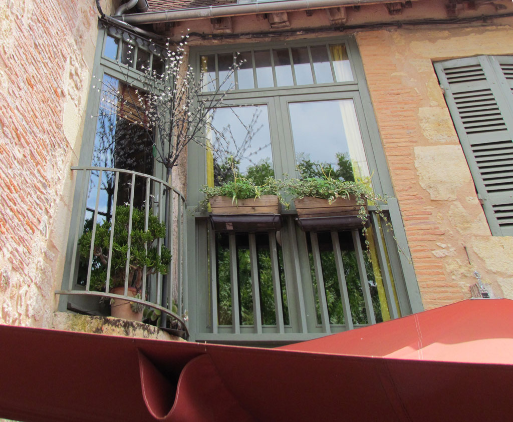 Rue Maxence de Damas, Hautefort, Aquitaine, France.