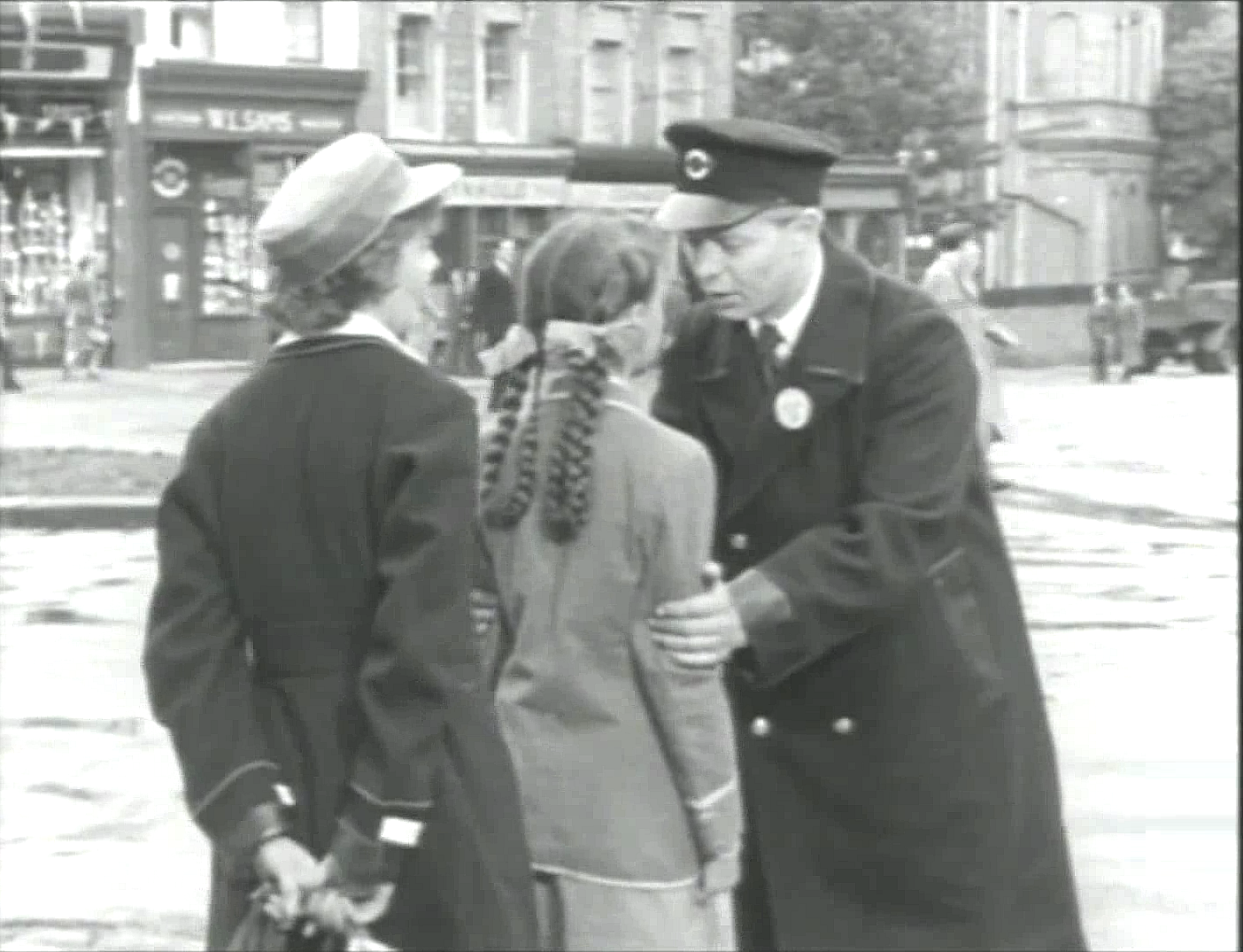 Looking into Belsize Terrace from Belsize Lane. Circa 1951