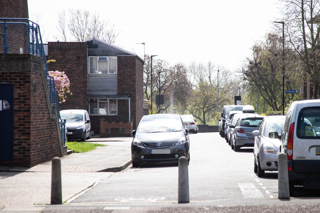 Pottery Road, Brentford, London TW8