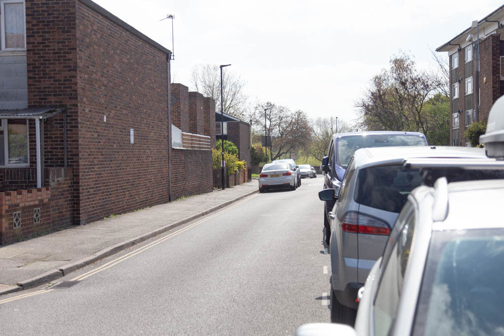 Pottery Road, Brentford, London TW8