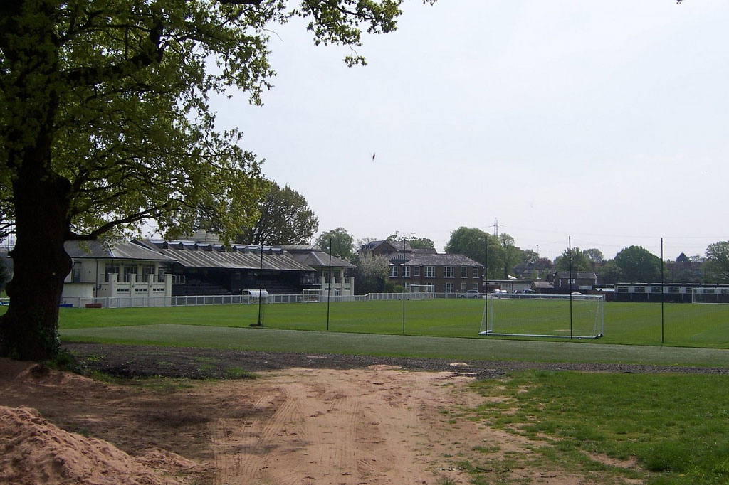 Motspur Park KT3 6PT