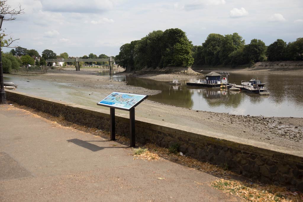 Strand-on-the-Green, Chiswick, London W4 looking towards Kew Railway Bridge.