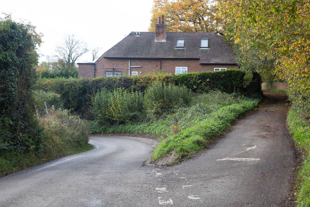 he junction of Maypole Lane and Tiddymotts Lane to the south of Goudhurst in Kent.