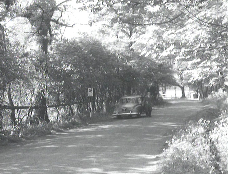 Cranford Lane on the Cranford /Harlington border Circa 1957