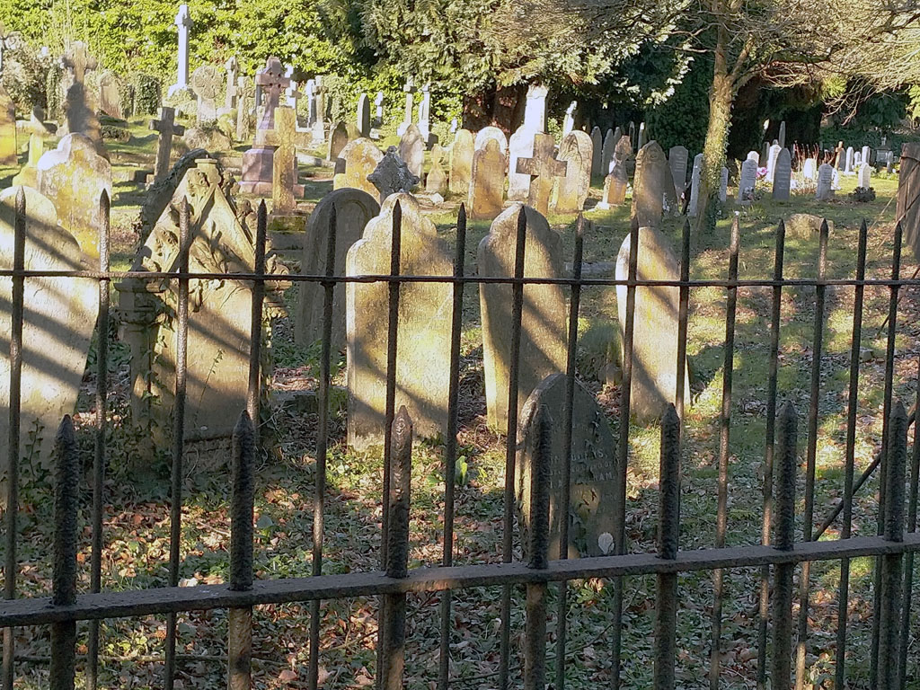 St. Andrews Churchyard, Ashburton, Devon
