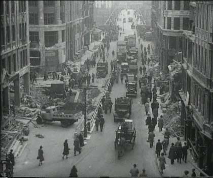 Peter took this shot from ground level noticing the rebuilding south of the bridge. Circa 1940