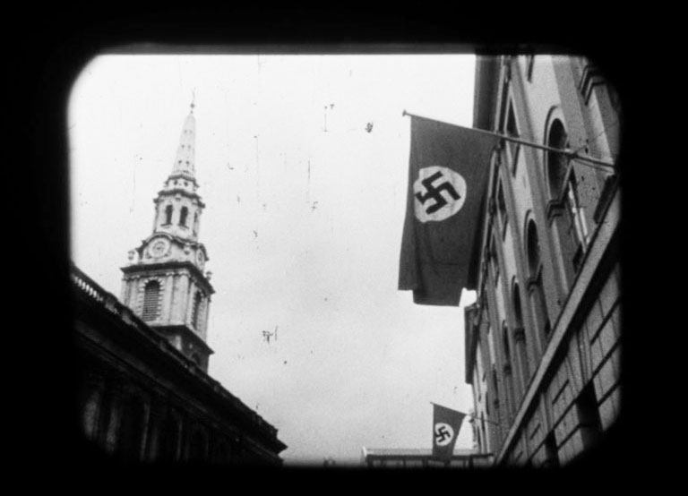 St. Martin-in-the-Fields Church Path, London WC2 looking towards the National Gallery. Circa 1960