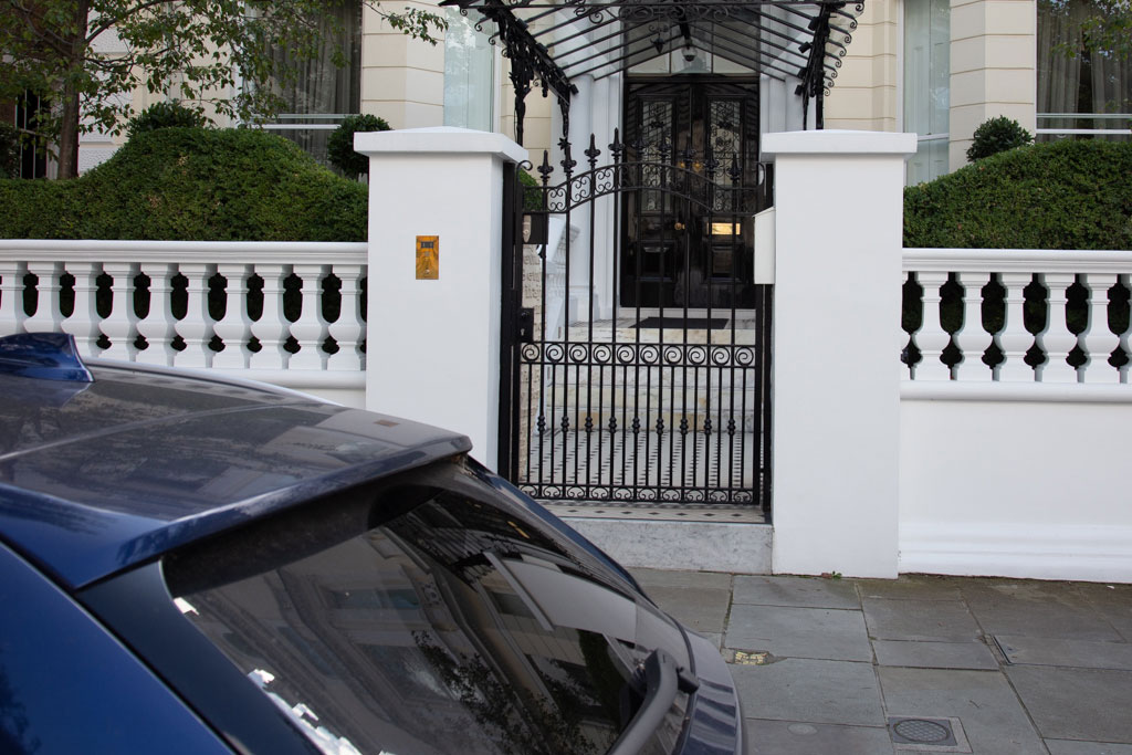 14 Holland Park, London W11.