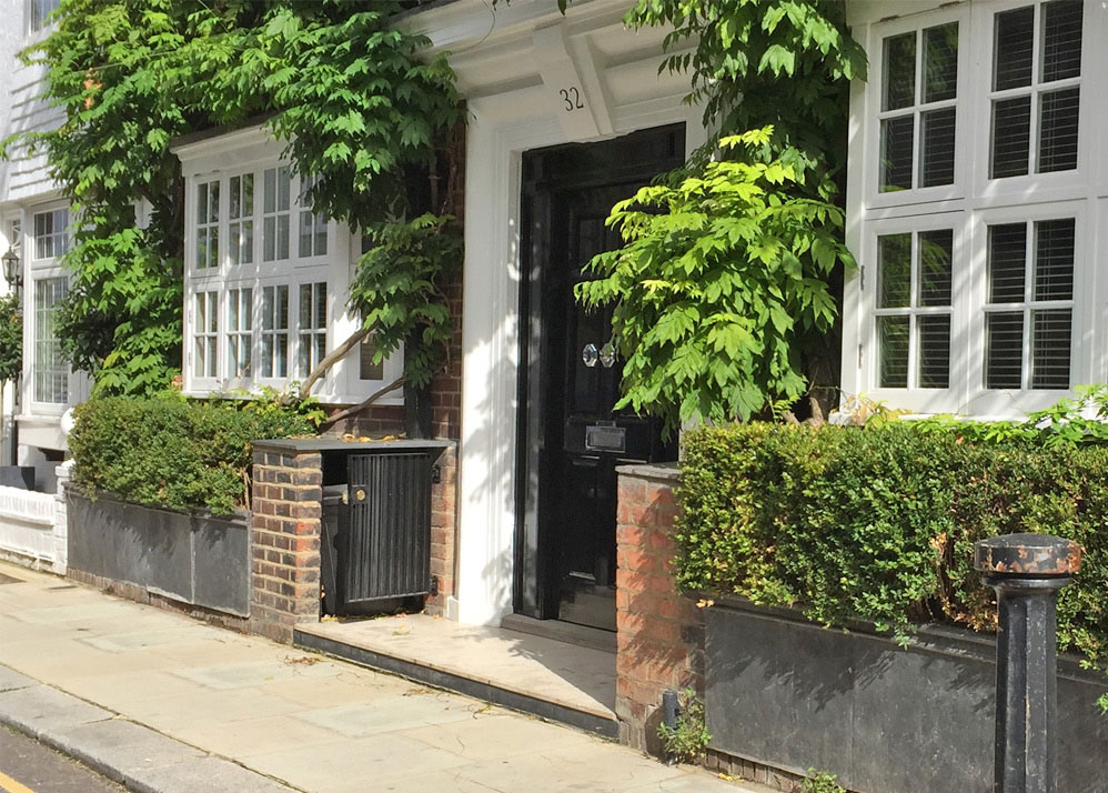 No 32 Godfrey Street, London SW3