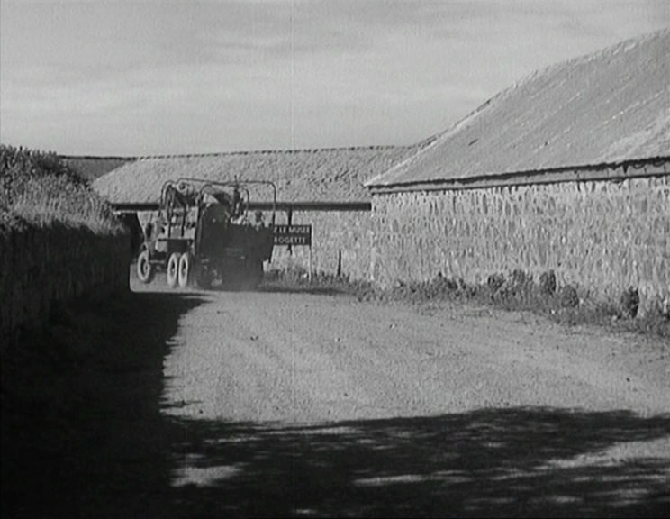 Haelarcher Farm, Lizard Head Lane, Lizard, Cornwall. Circa 1941