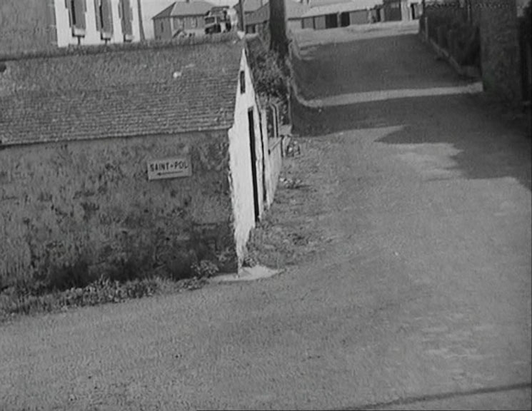 Lizard Head Lane, Lizard, Cornwall. Circa 1941