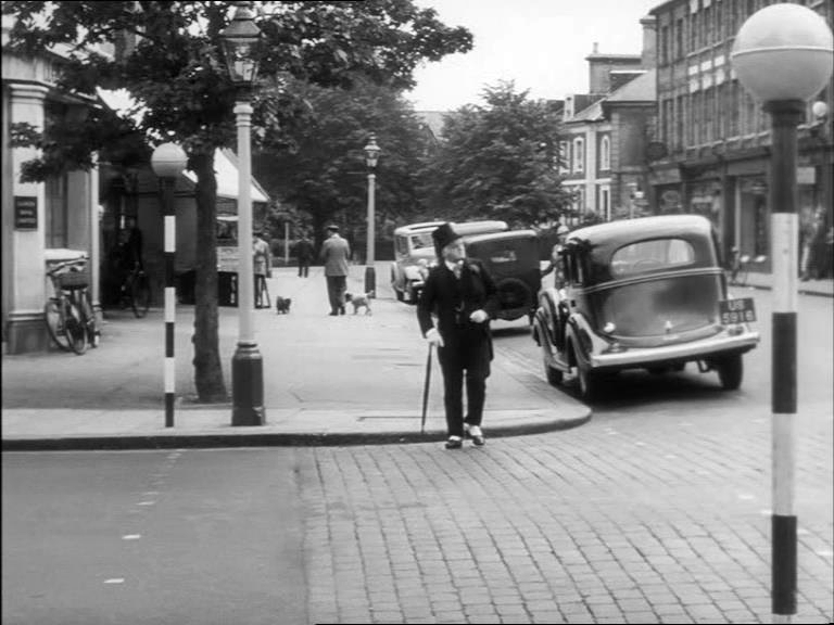 Park Road (now known as Park Hall Road), London SE21 looking east with Croxted Road off to the left Circa 1936
