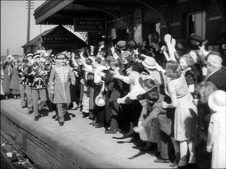 Dunstable North Station circa 1935