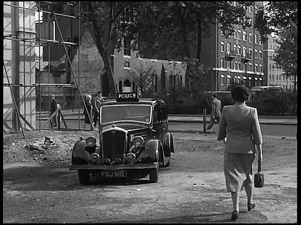 The view from Ebury Buildings across Semley Place to Ebury Square and at the back the still extant Fountain Court on Avery Farm Row. Circa 1952