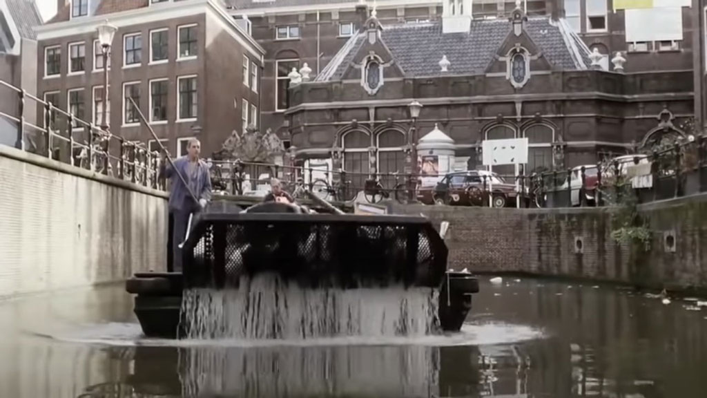 The canal at Grimburgwal in the direction of Binnengasthuis, Amsterdam circa 1988