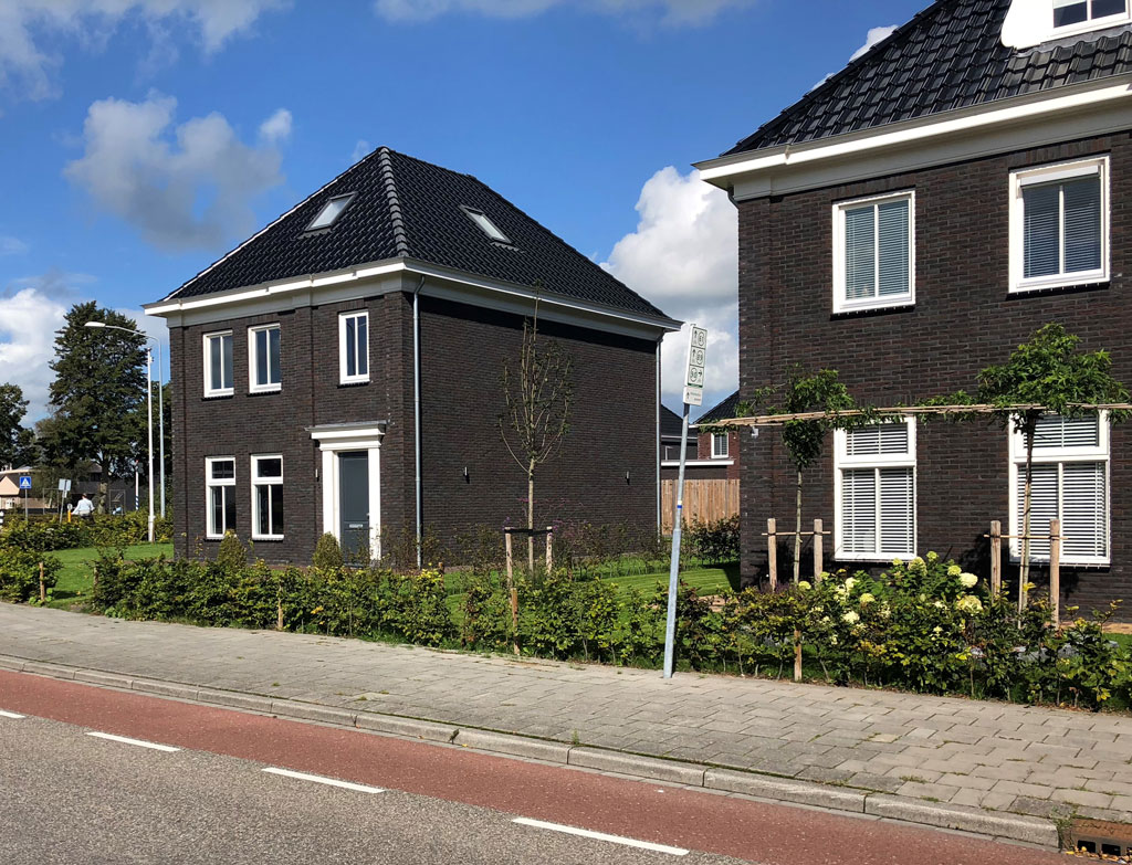 Oosteinderweg 5 and 7, Wognum.