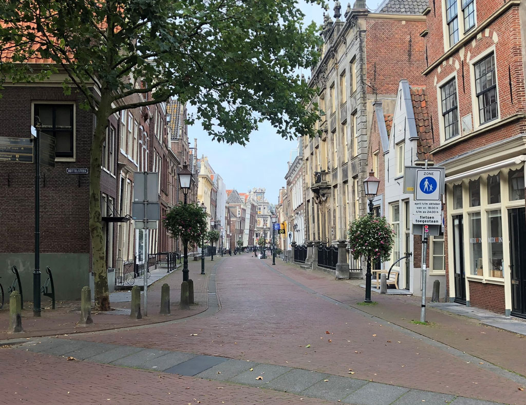 Intersection Grote Oost and Wijdebrugsteeg, Hoorn.