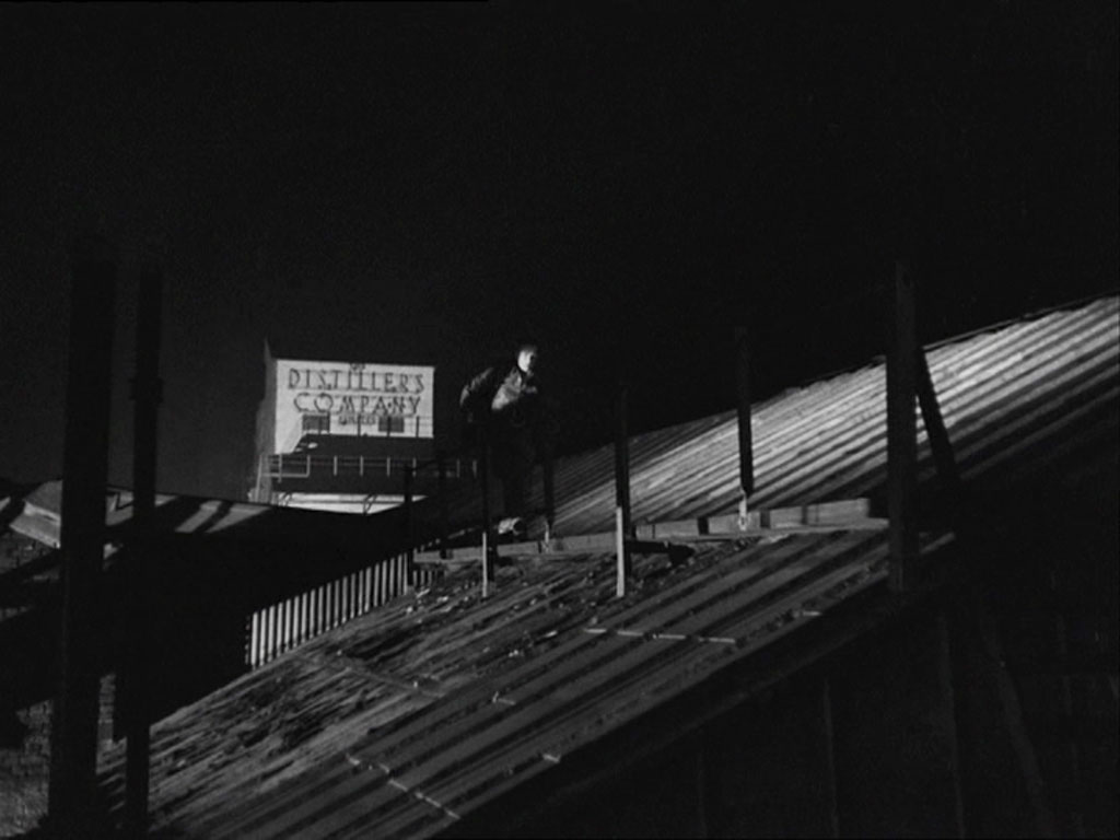 Chancellors Wharf with the building of the ‘Distillers Company’ in the background. Circa 1956