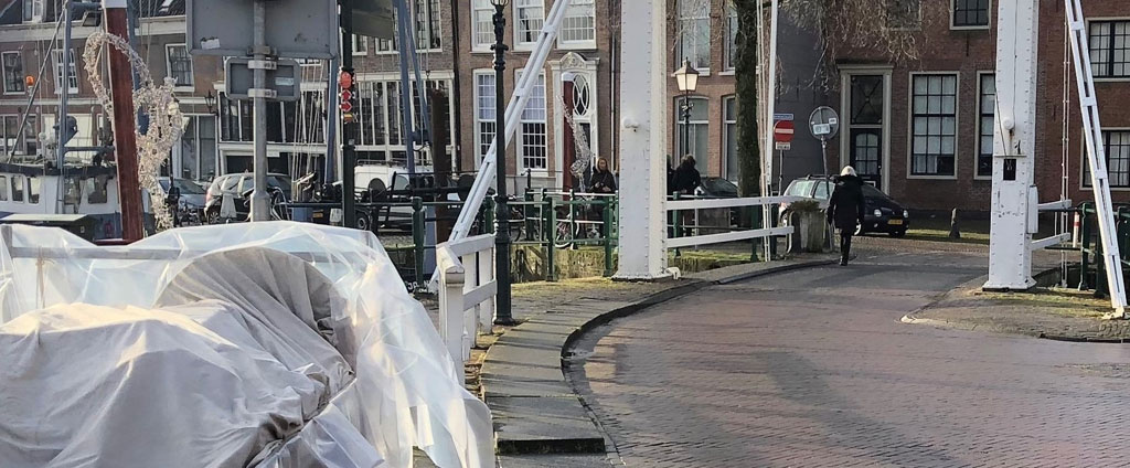 Hoge brug at the Veermanskade, Hoorn