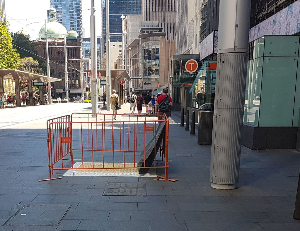 George St, Sydney, opposite Town Hall
