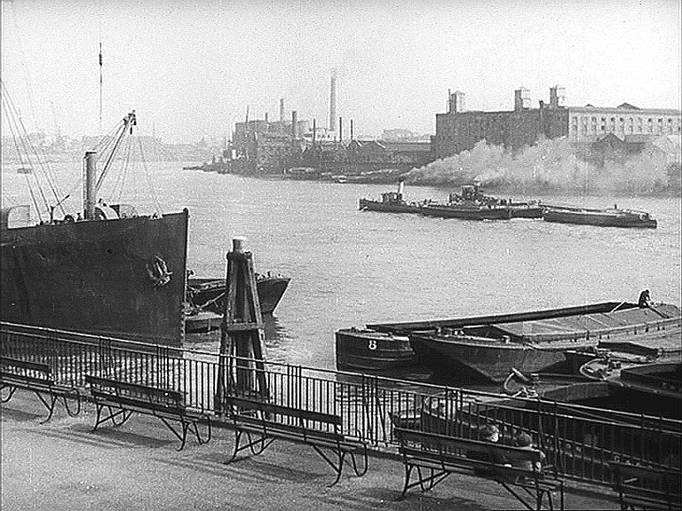 Thames from King Edward VII Memorial Park, looking downstream. Circa 1942