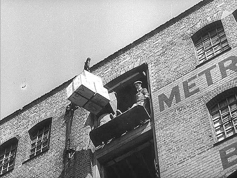 The 'Metropolitan Bonded Warehouse', Jewry Street, London EC3 Circa 1943