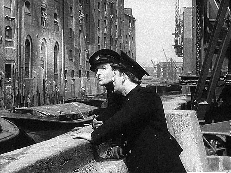 St Saviour’s Dock SE1 Circa 1942