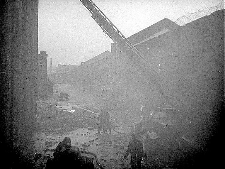 Pennington Street, London E1 looking east Circa 1942