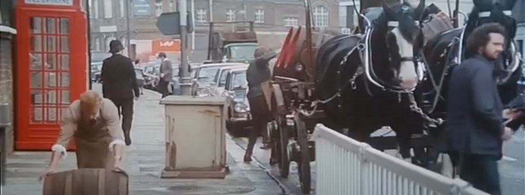 Ram Street, Wandsworth, London SW18 Circa 1977 The Ram Inn off screen to the left.