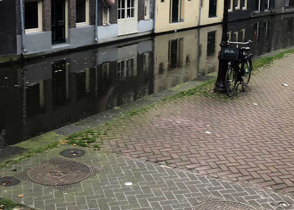 Oudezijds Achterburgwal 2, Amsterdam