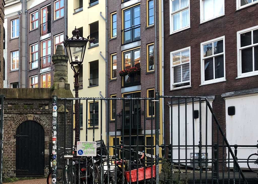 Oudezijds Achterburgwal 2, Amsterdam