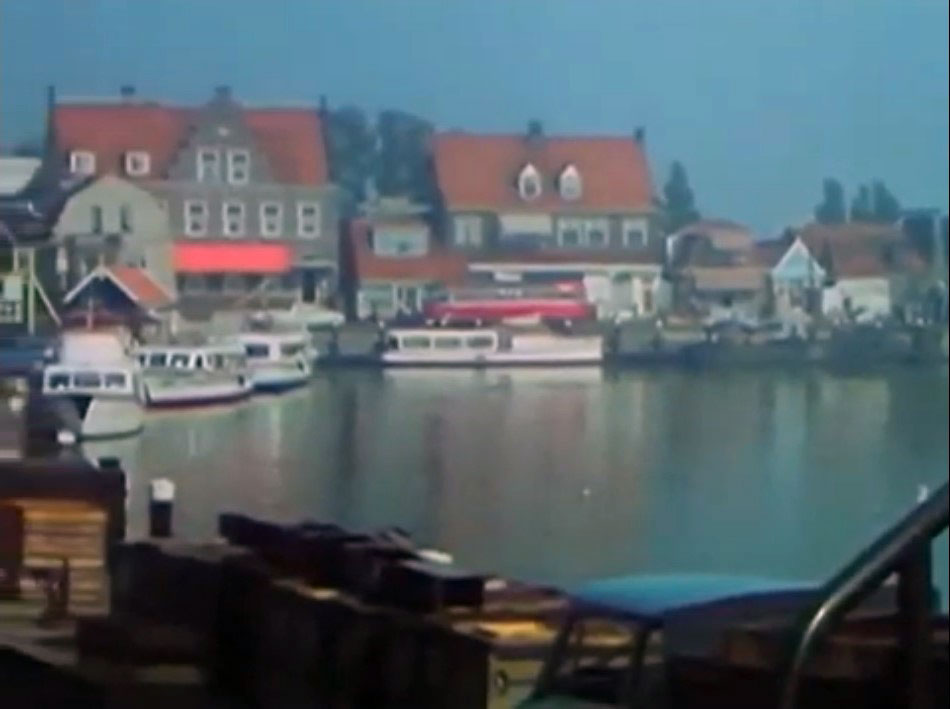 Haven in the direction of Havendijkje, Volendam Circa 1966
