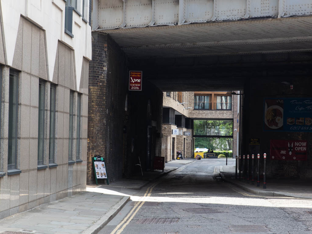 America Square EC3, looking south towards Tower Hill Garden through the narrow street named "Crescent"