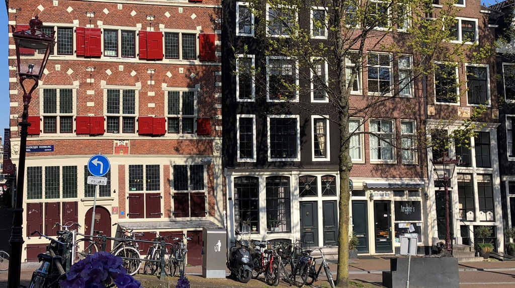 Armbrug at the Oudezijds Voorburgwal, Amsterdam