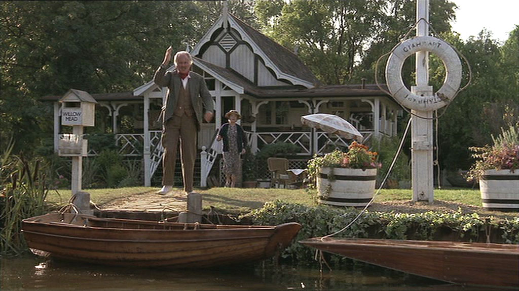 Pharaoh’s Island, Shepperton.