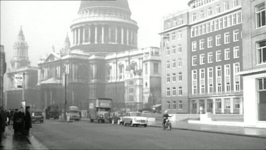 Cannon Street looking back to St. Paul?s Circa 1960