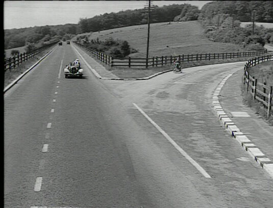 Old Dashwood Hill meets the A40 again at the bottom of the hill. Circa 1941