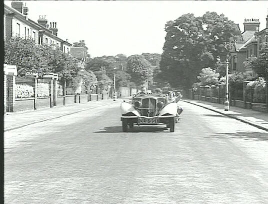 The junction of Ranelagh Road and Liverpool Road in Ealing looking east. Circa 1941