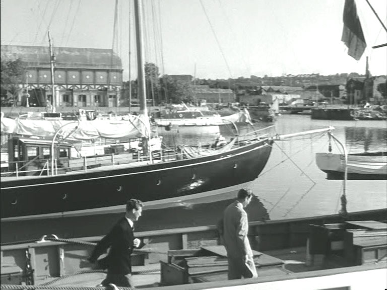 Quai Louis Breguet and the entrance to Bassin Flot in the background. Circa 1954
