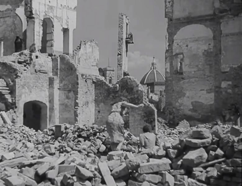 Ruins wasteland, with the dome of the church San Frediano in Cestello visible in the background. Circa 1946